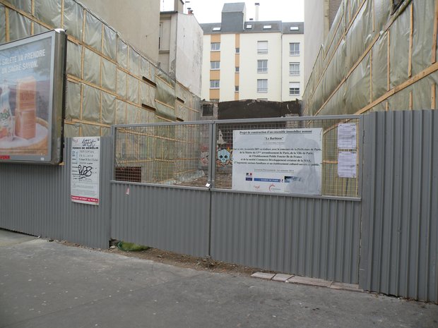  chantier de construction d'un immeuble, le Barbizon, 141, rue de Tolbiac